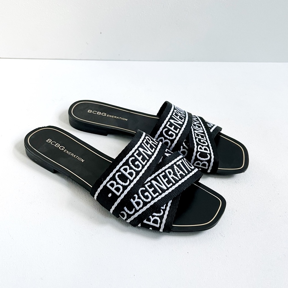 BCBG | Kala Slides